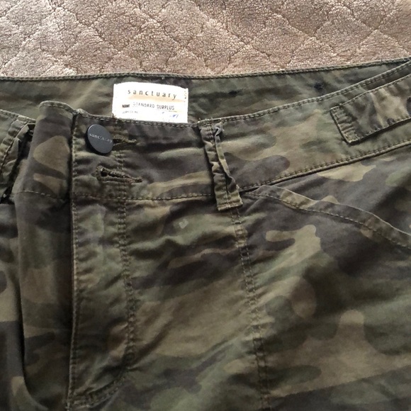 Pants - Picture 2 of 3